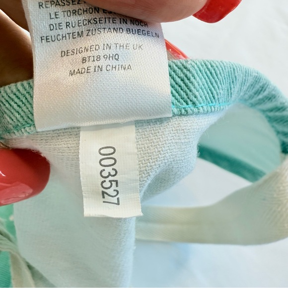 Apron with Cow Print in Green and Brown - Picture 8 of 13